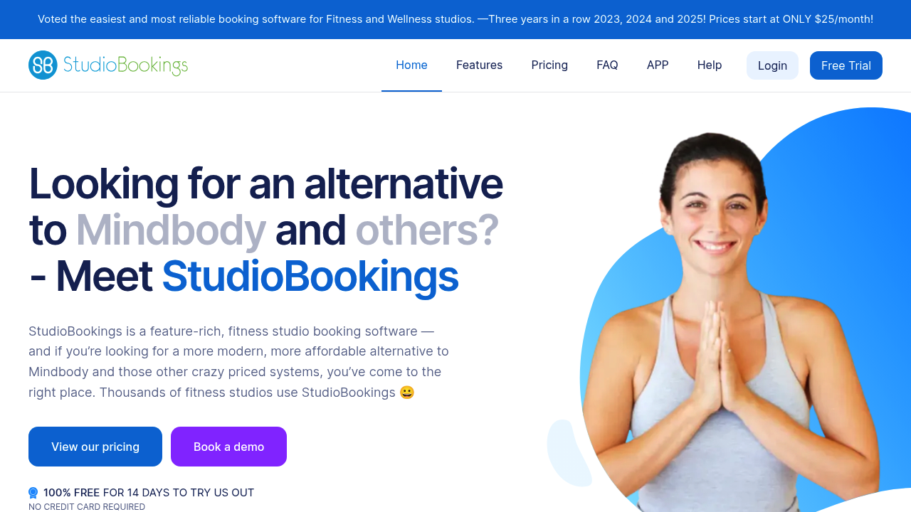 StudioBookings website homepage showing studio scheduling and membership software