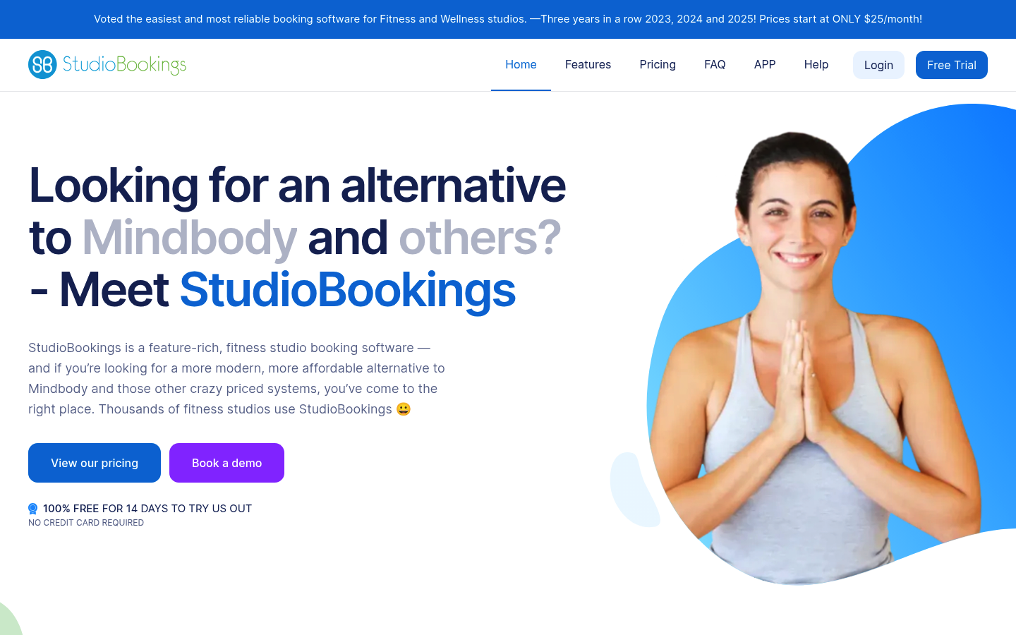 StudioBookings website homepage showing scheduling and management software for studios